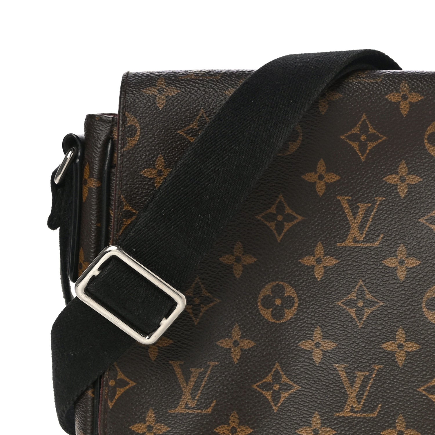 Louis Vuitton Monogram Macassar District PM 5 of 17