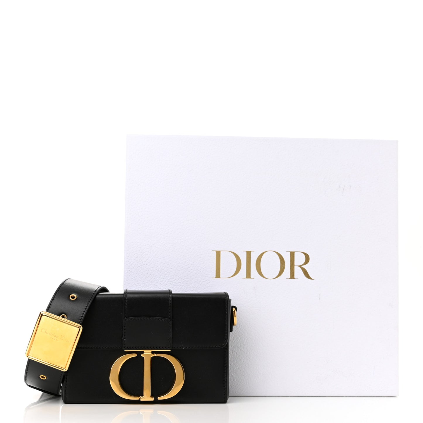 Box Calfskin 30 Montaigne Box Bag Black