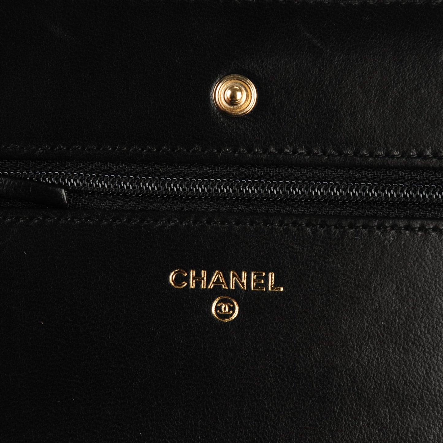 Lambskin Quilted Wallet On Chain WOC Black