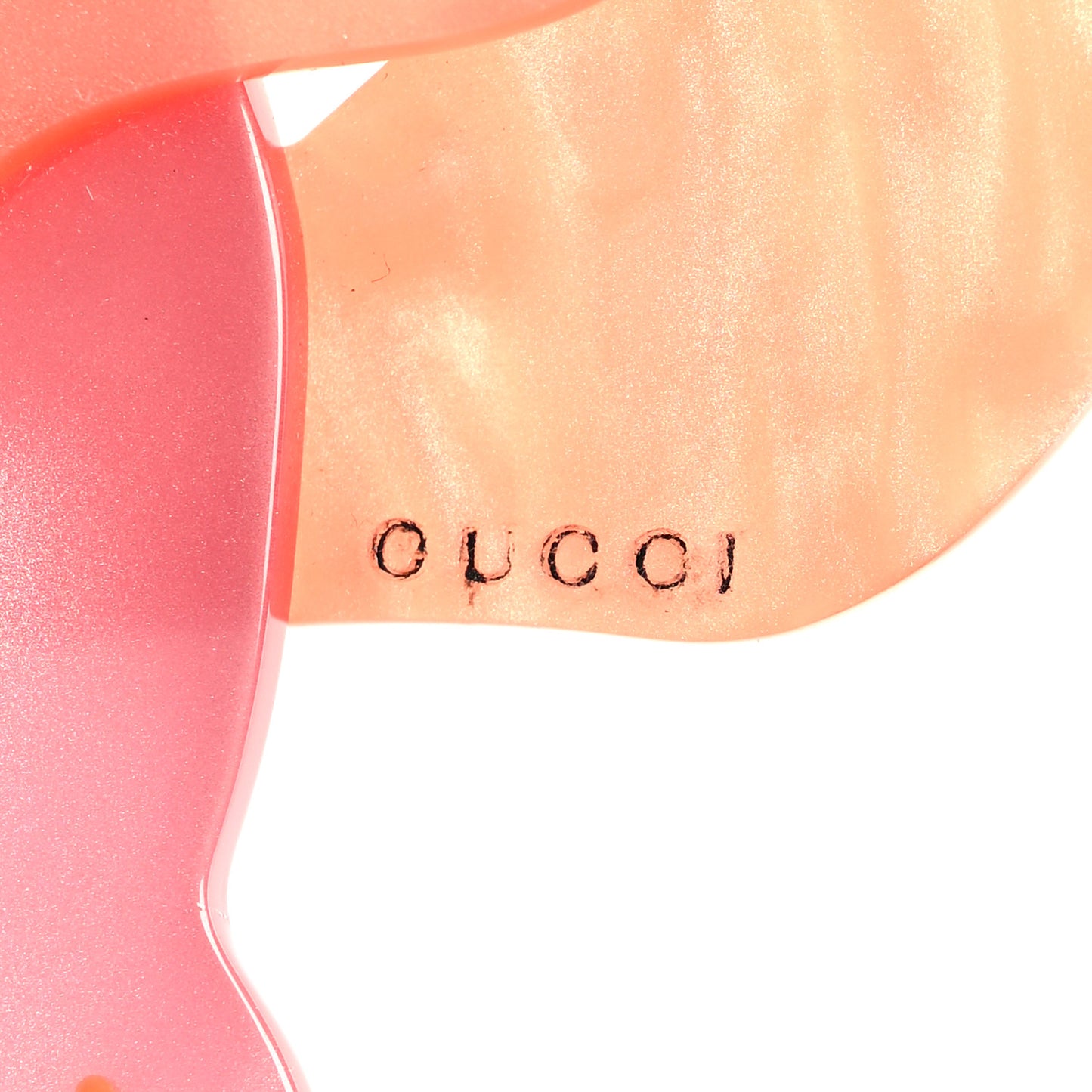 Resin Flying Pig Brooch Pink