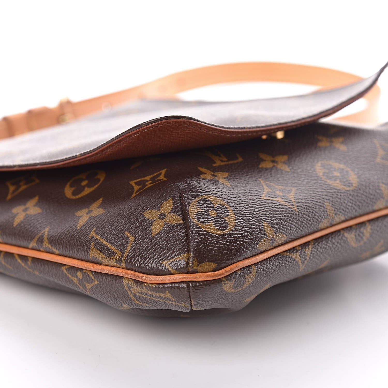 Louis Vuitton Monogram Musette Salsa 7 of 8