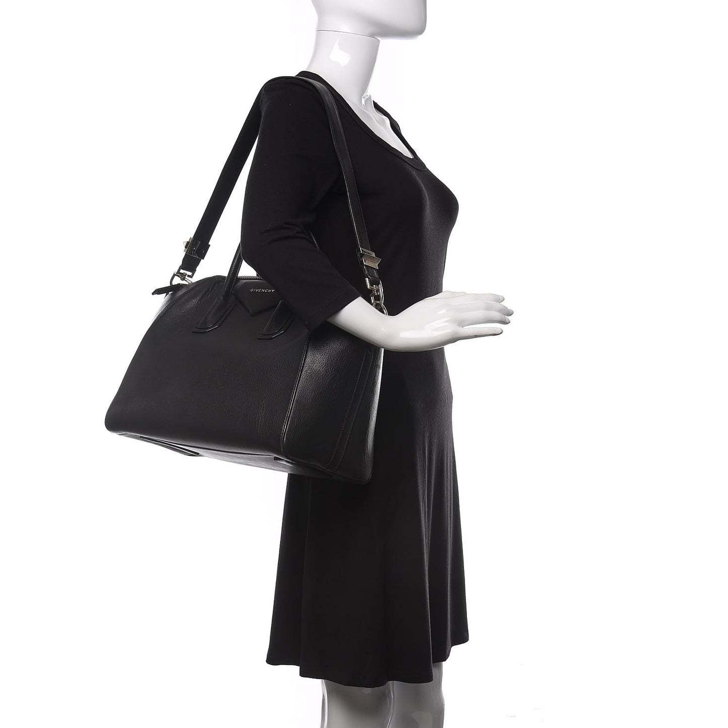 Sugar Goatskin Medium Antigona Black