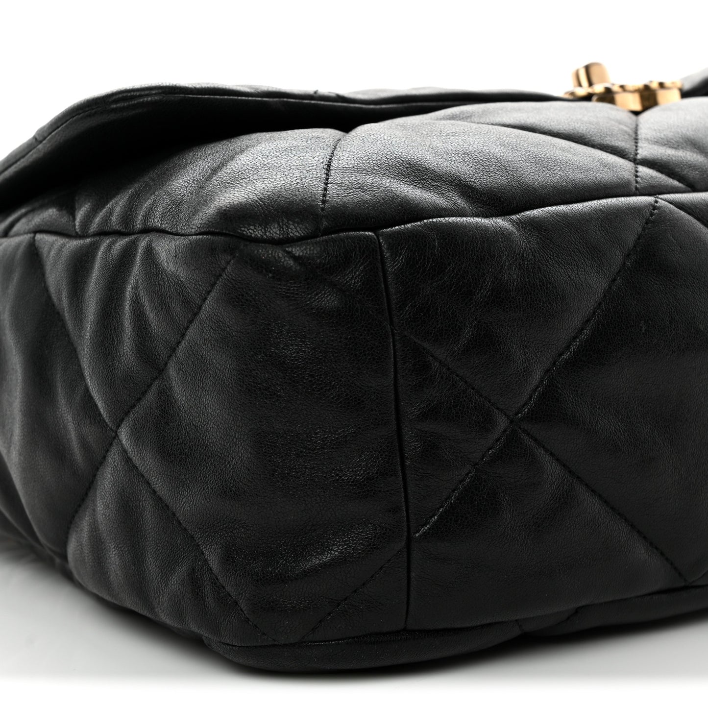 Goatskin Quilted Maxi Chanel 19 Flap Black