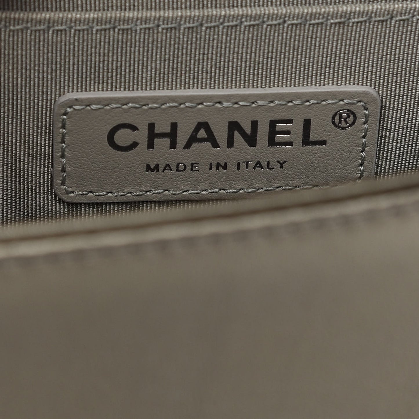Metallic Crumpled Calfskin Chevron Chain Medium Boy Flap Grey