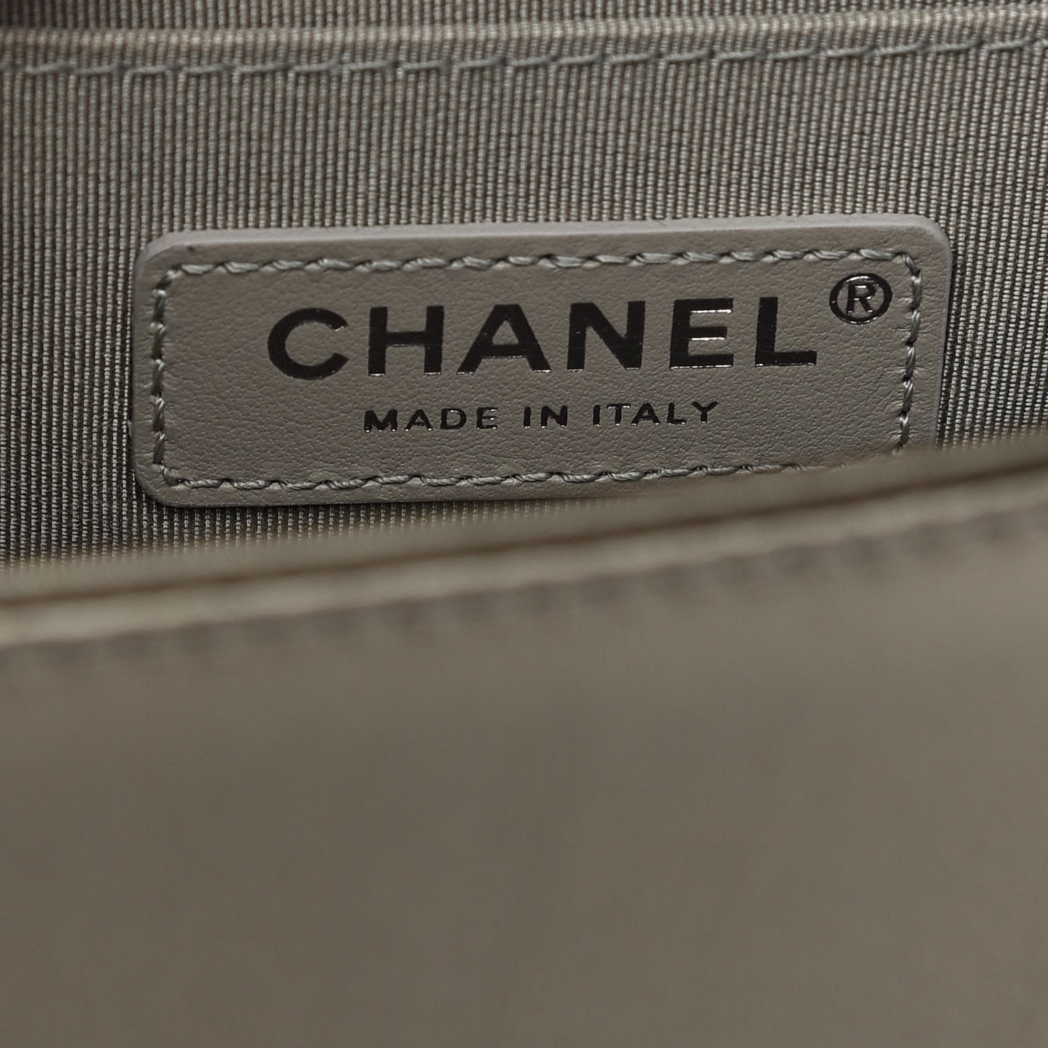 Chanel Metallic Crumpled Calfskin Chevron Chain Medium Boy Flap Grey 6 of 9