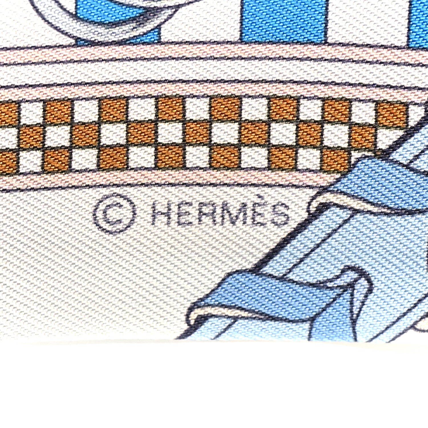 Hermes Silk Brides et Gris Twilly Gris Bleu Jean White Miel 3 of 4