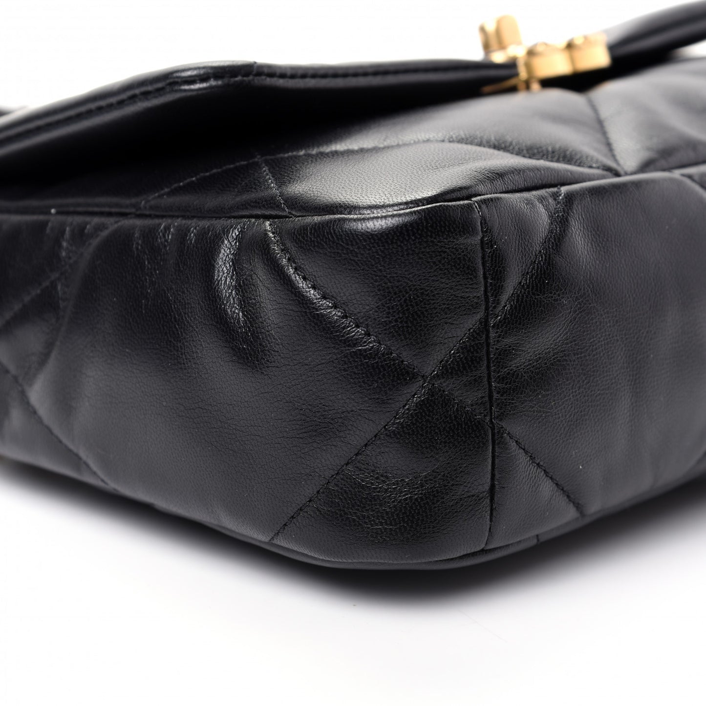 Shiny Goatskin Quilted Medium Chanel 19 Flap Black