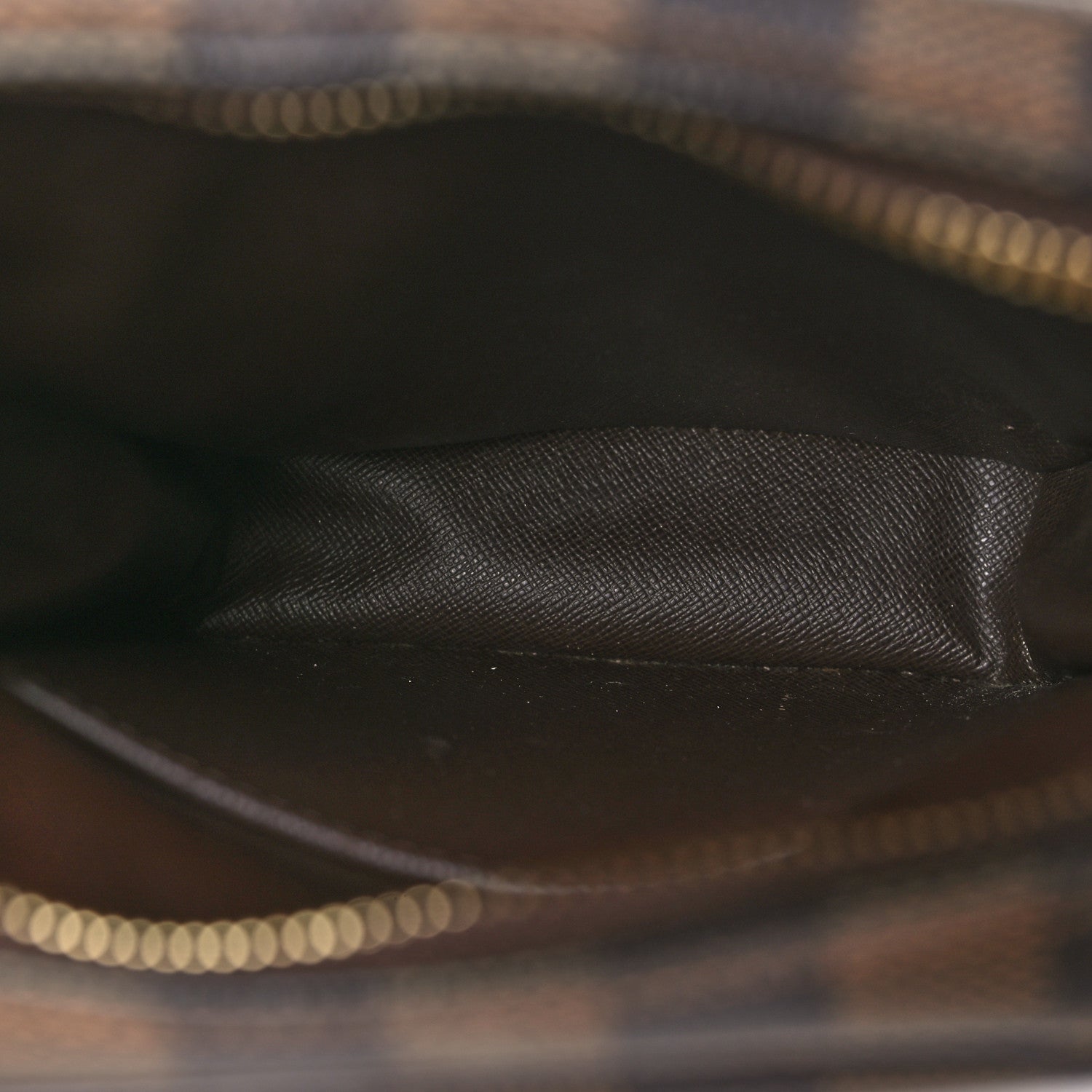 Louis Vuitton Damier Ebene Danube 21 5 of 8