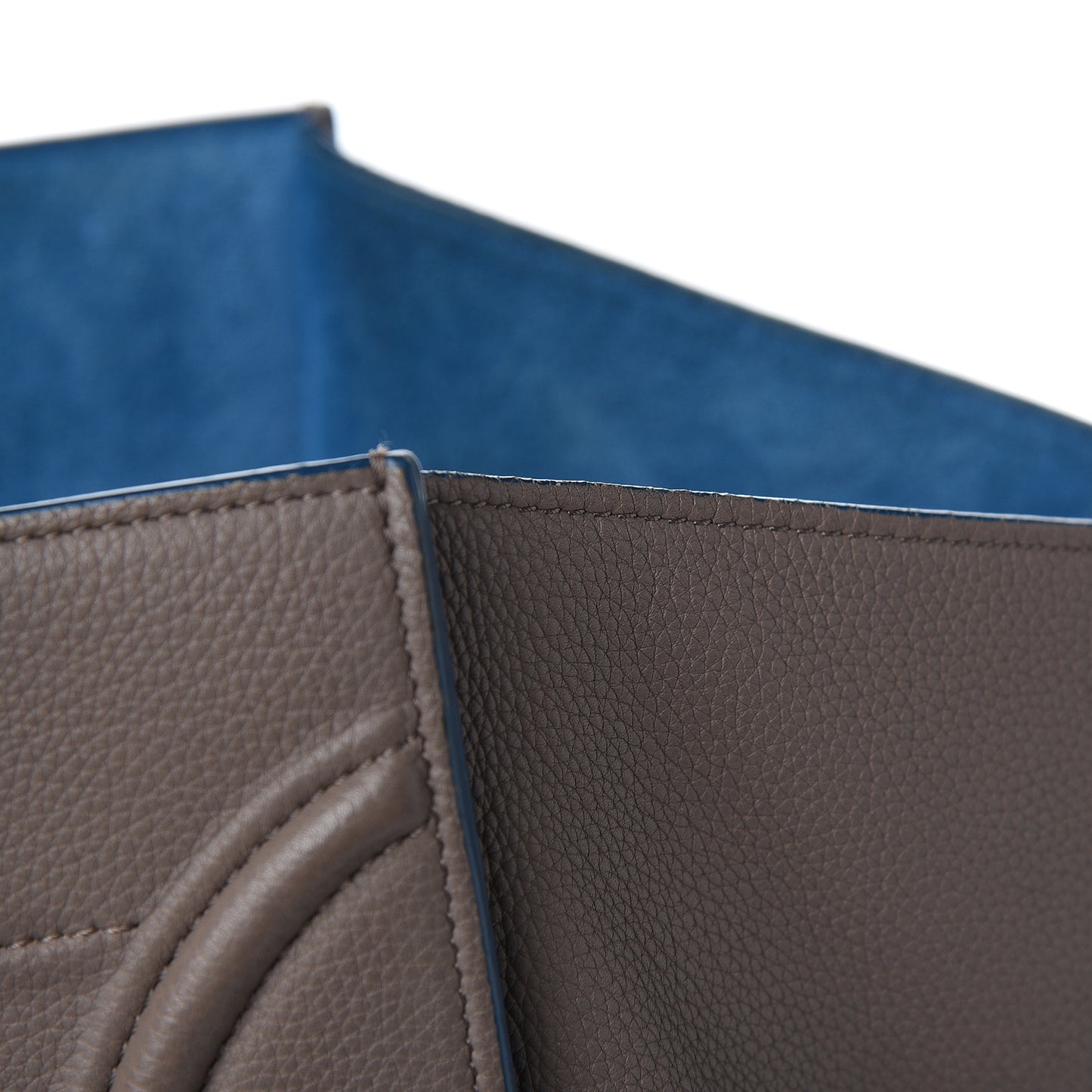 Baby Grained Medium Phantom Luggage Taupe Blue Trim