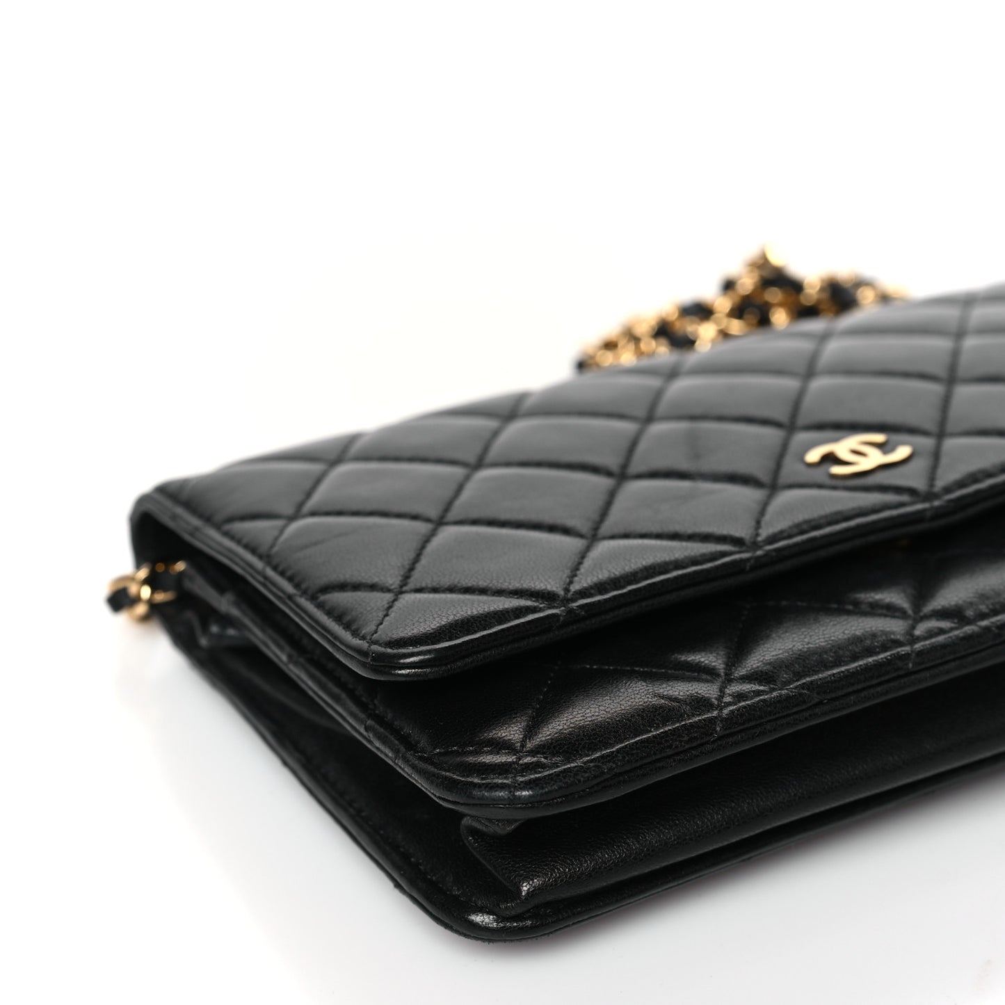 Lambskin Quilted Wallet On Chain WOC Black