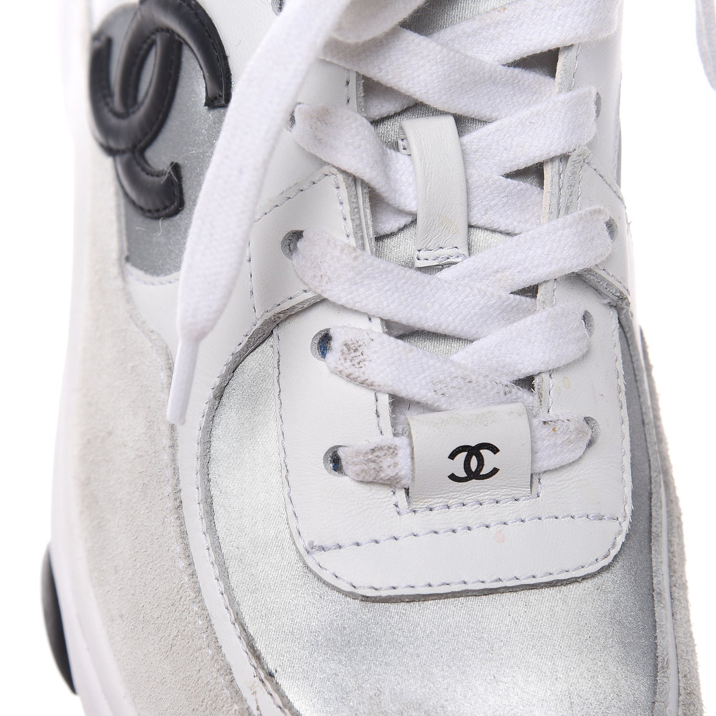 Suede Calfskin Womens CC Sneakers 37 White Silver Blue