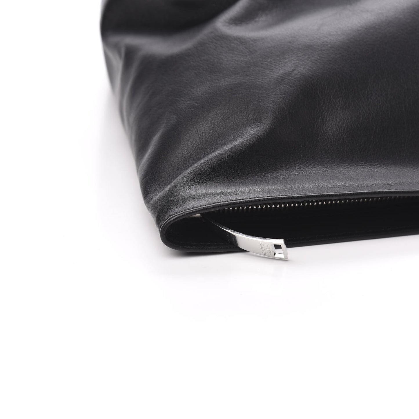 Supple Calfskin BV Twist Black