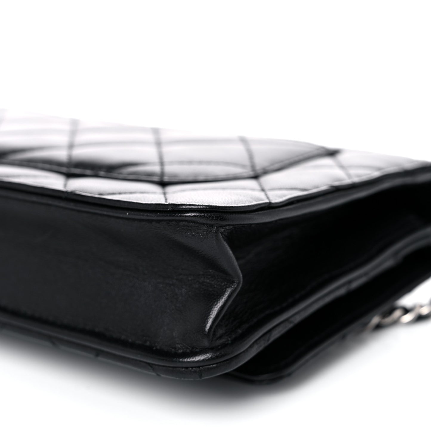 Lambskin Quilted Wallet On Chain WOC Black