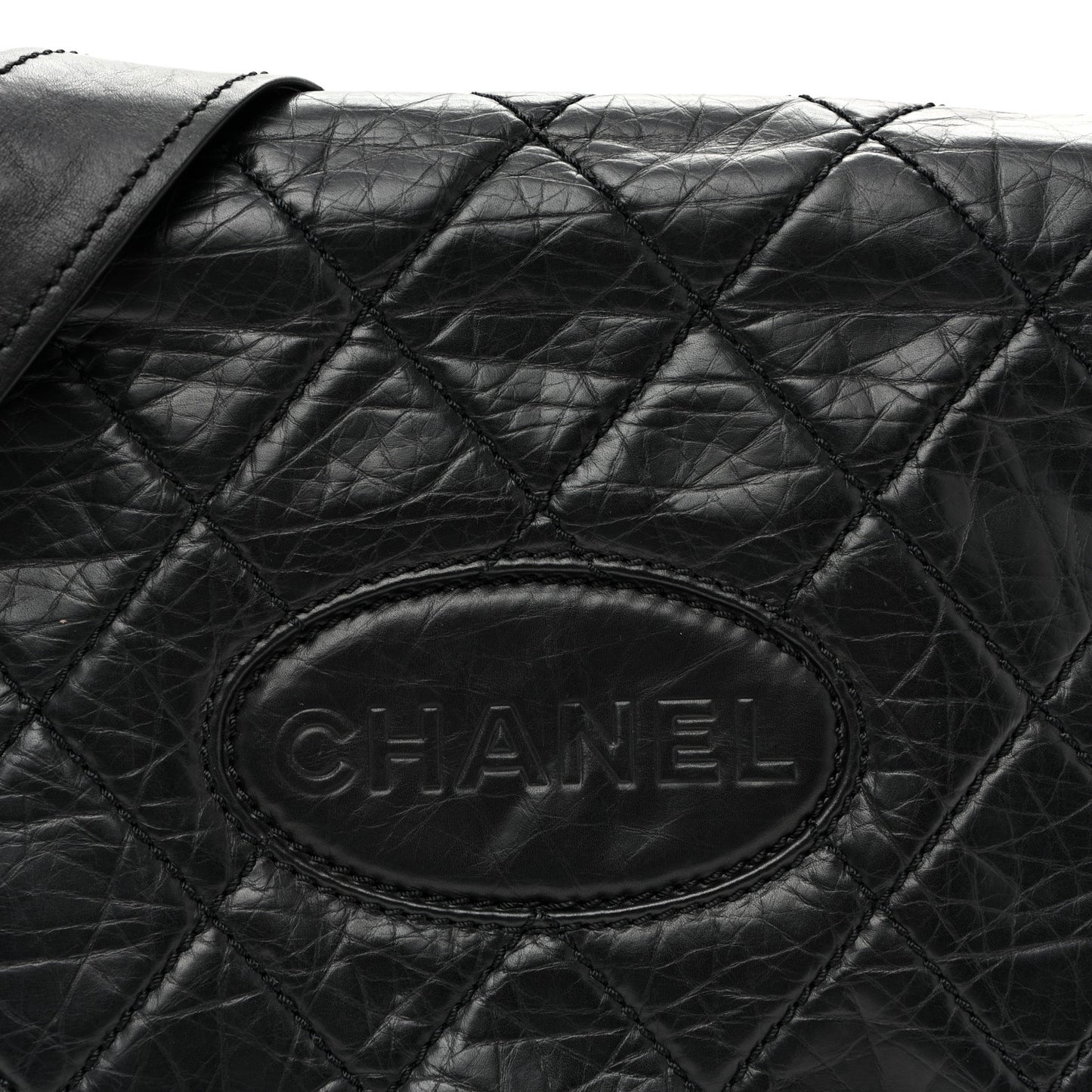 Aged Calfskin Quilted Vintage Ligne Messenger Flap Black