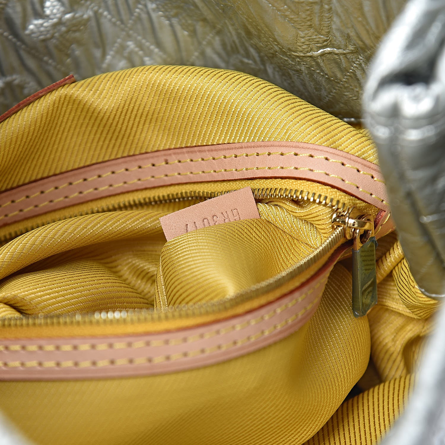 Louis Vuitton Jacquard Quilted Monogram Limelight Clutch GM Perle 7 of 9
