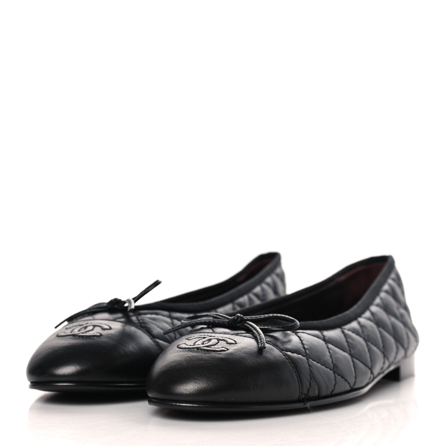 Aged Calfskin Quilted CC Cap Toe Ballerina Flats 41 Black