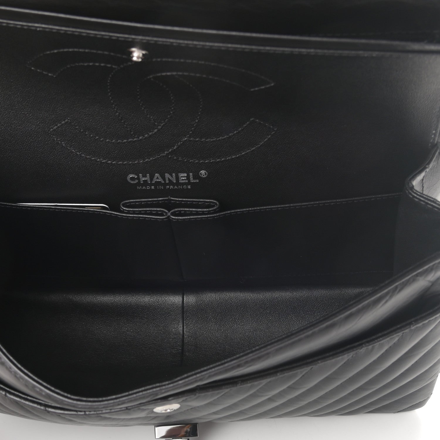 Chanel Aged Calfskin Chevron Quilted 2.55 Reissue 226 So Black 5 of 9