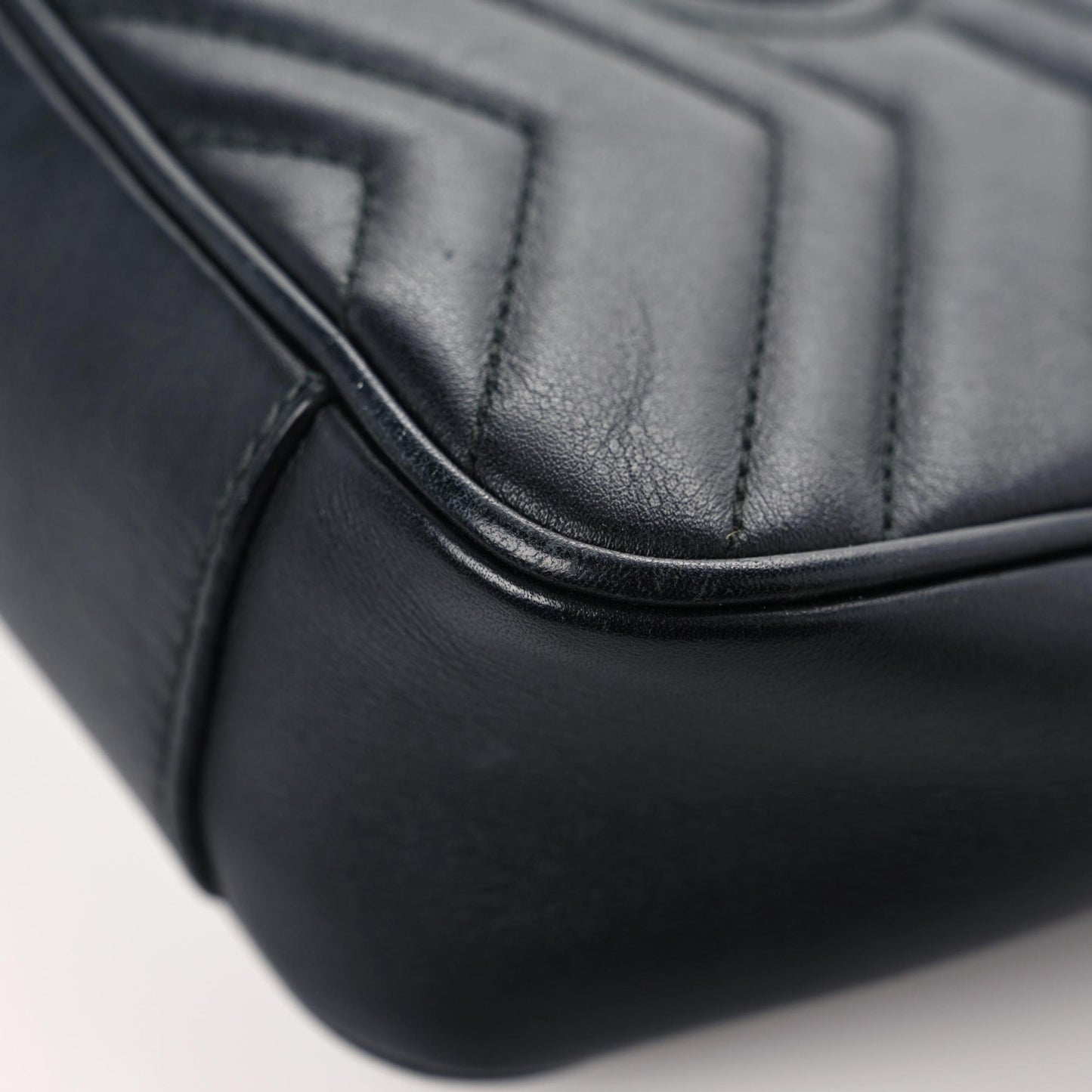 Calfskin Matelasse Mini GG Marmont Shoulder Bag Black
