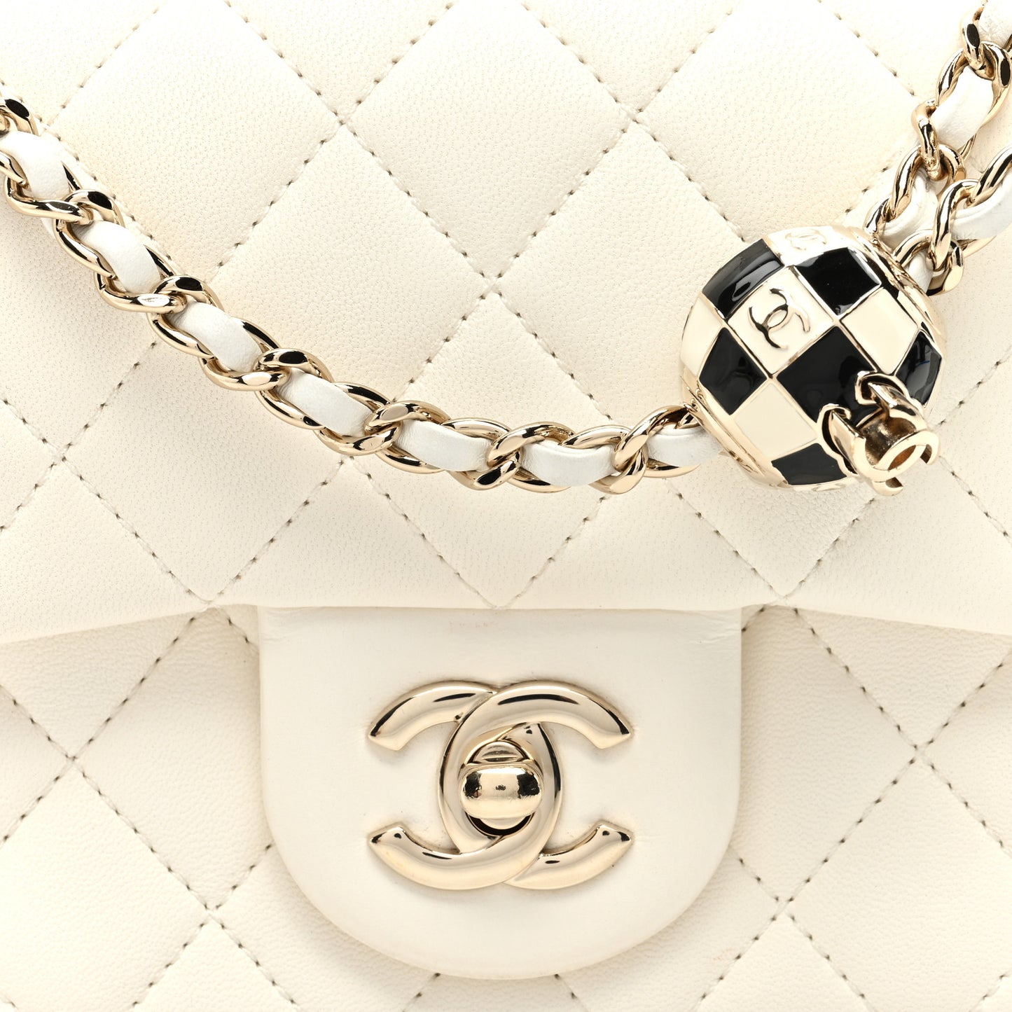 Lambskin Quilted Enamel Mini Pearl Crush Flap White