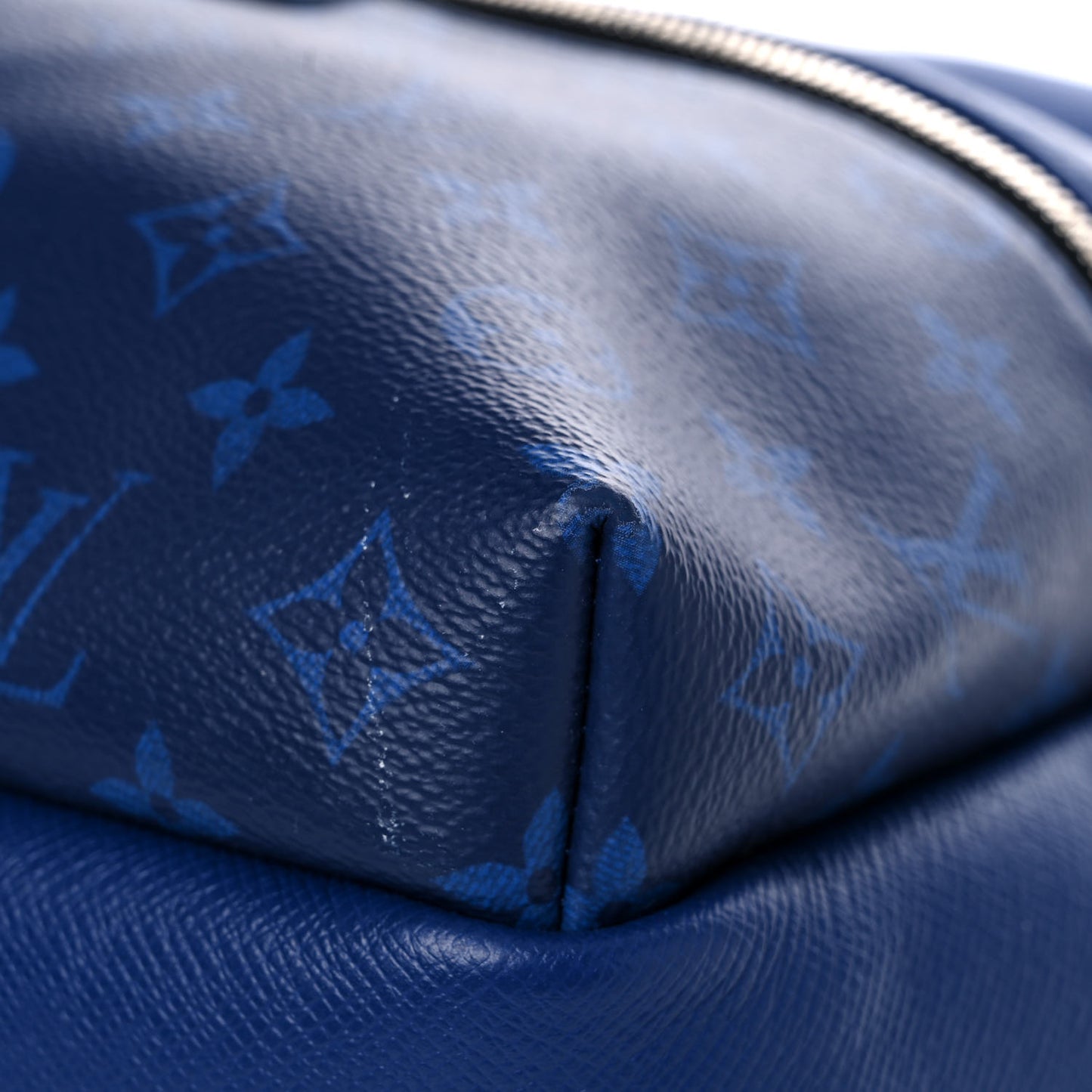 Taiga Monogram Discovery Backpack PM Cobalt