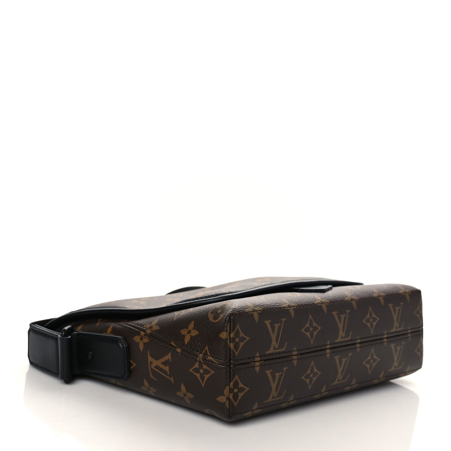 Louis Vuitton Monogram Macassar Magnetic Messenger 4 of 9
