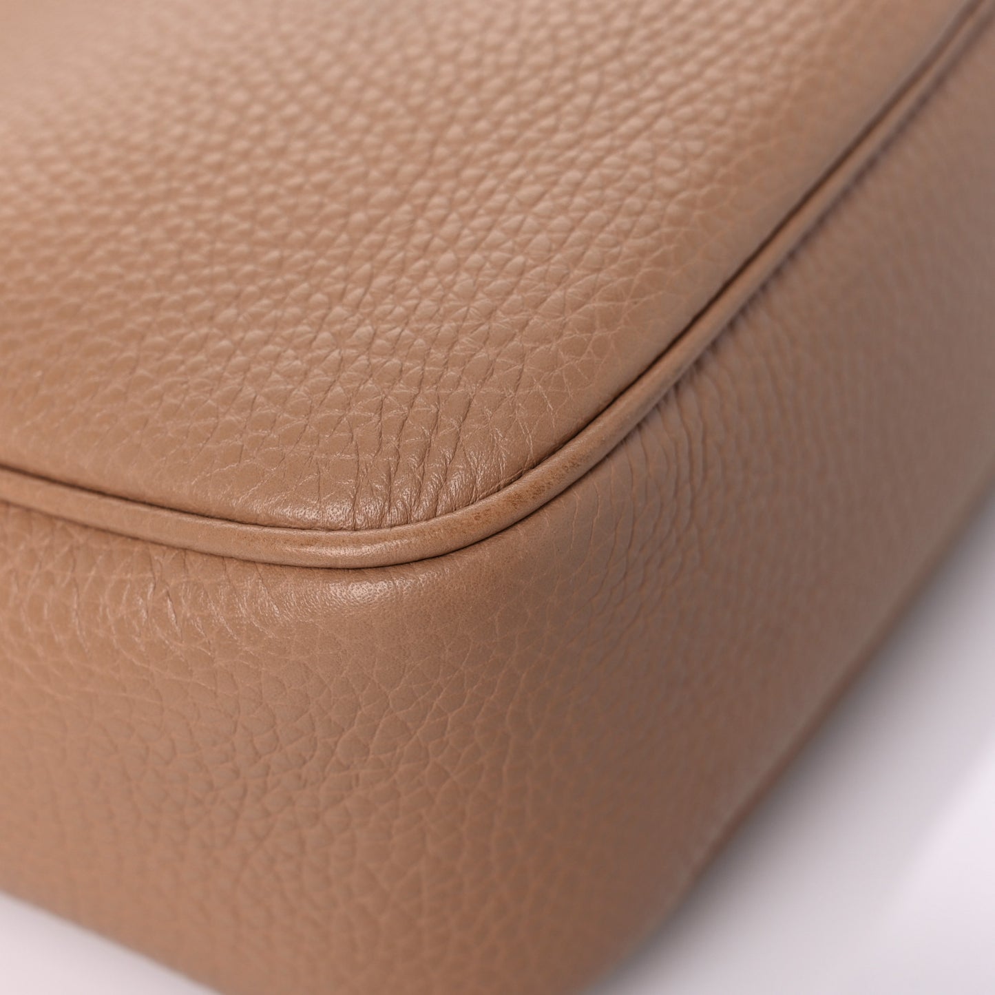Pebbled Calfskin Small Soho Disco Bag Rose Beige