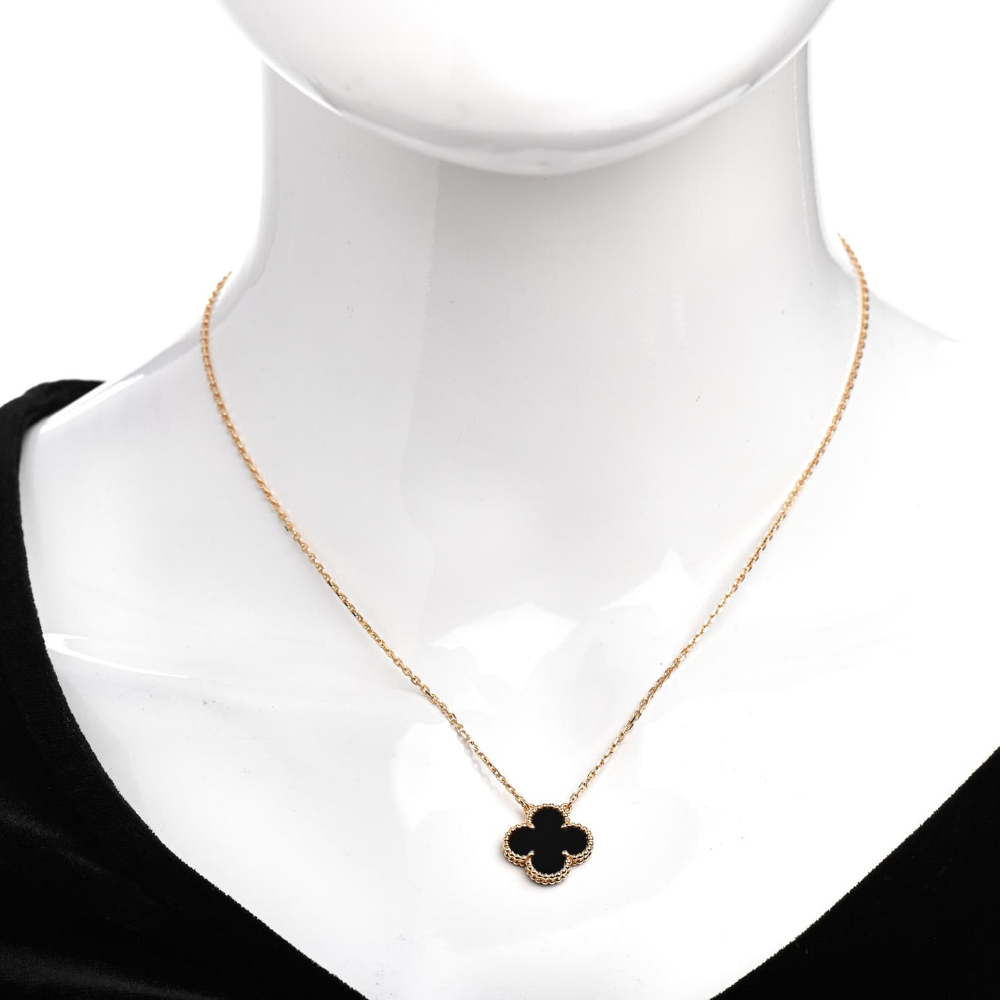 18K Yellow Gold Black Onyx Vintage Alhambra Pendant Necklace