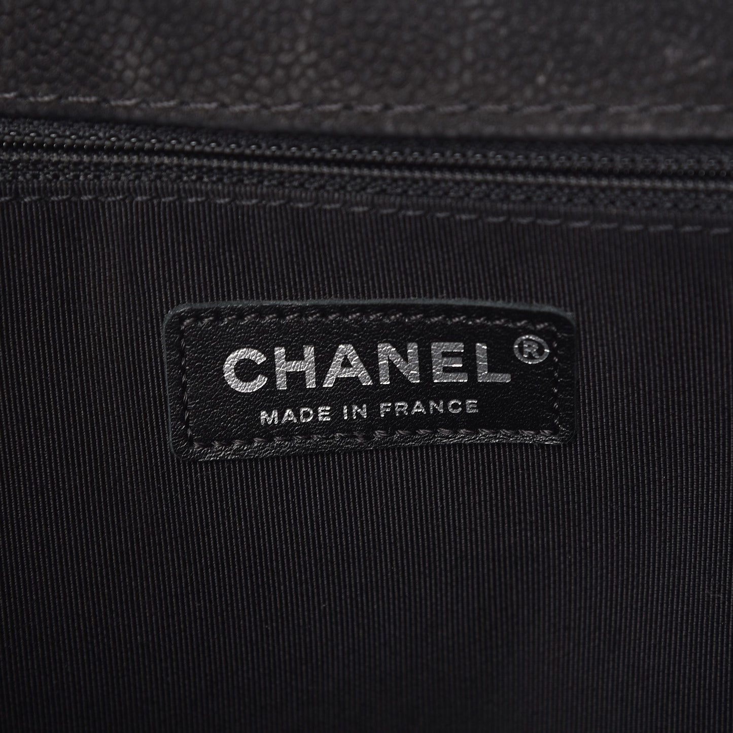 Iridescent Caviar Quilted Large Boy Flap Black