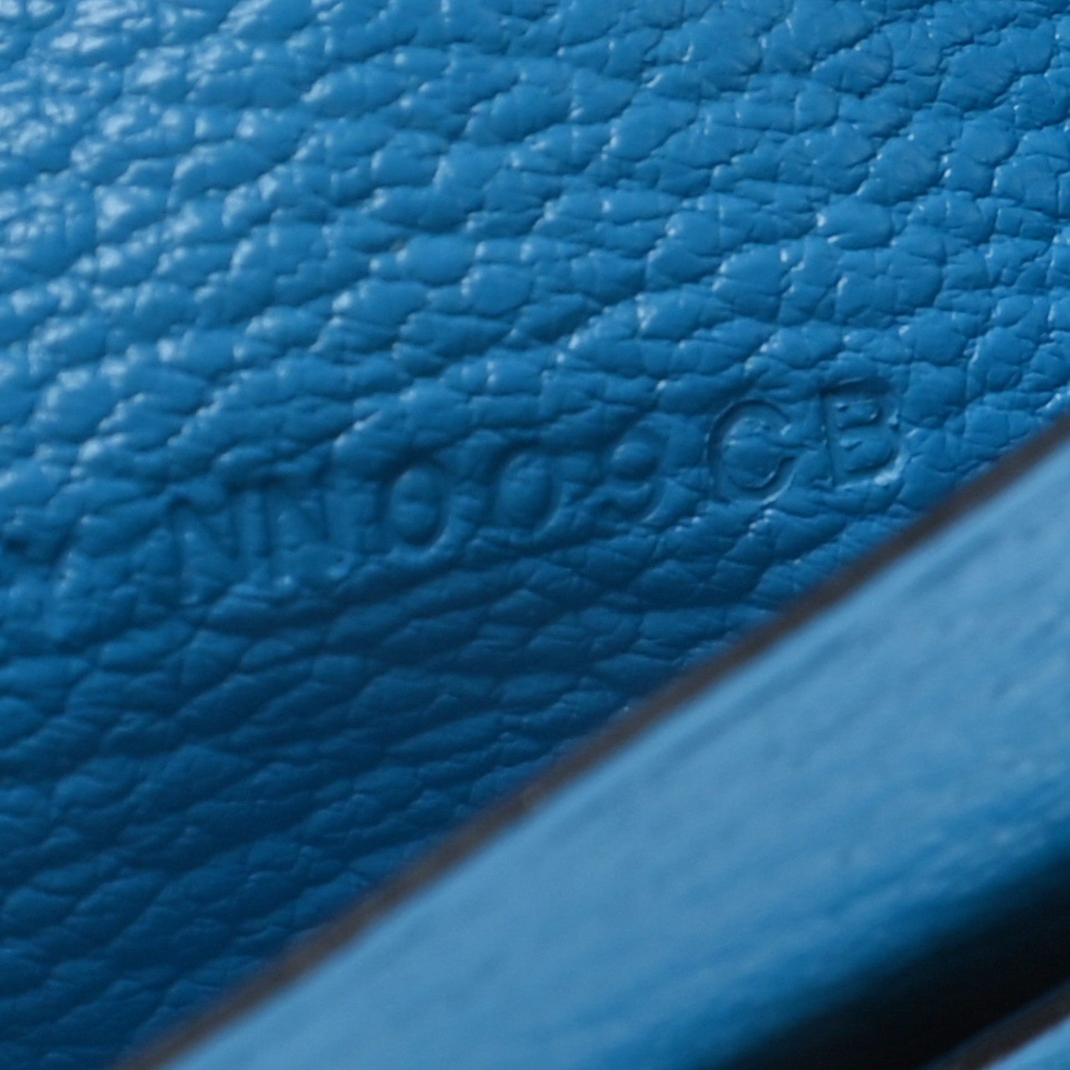 Hermes Chevre Mysore Mini Clic Card Holder Bleu Frida 7 of 7