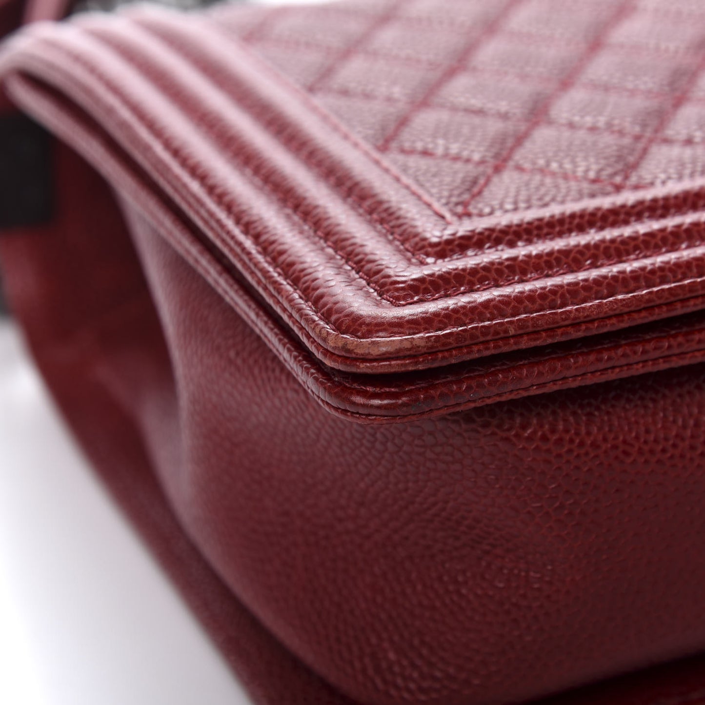 Caviar Quilted New Medium Boy Flap Dark Red