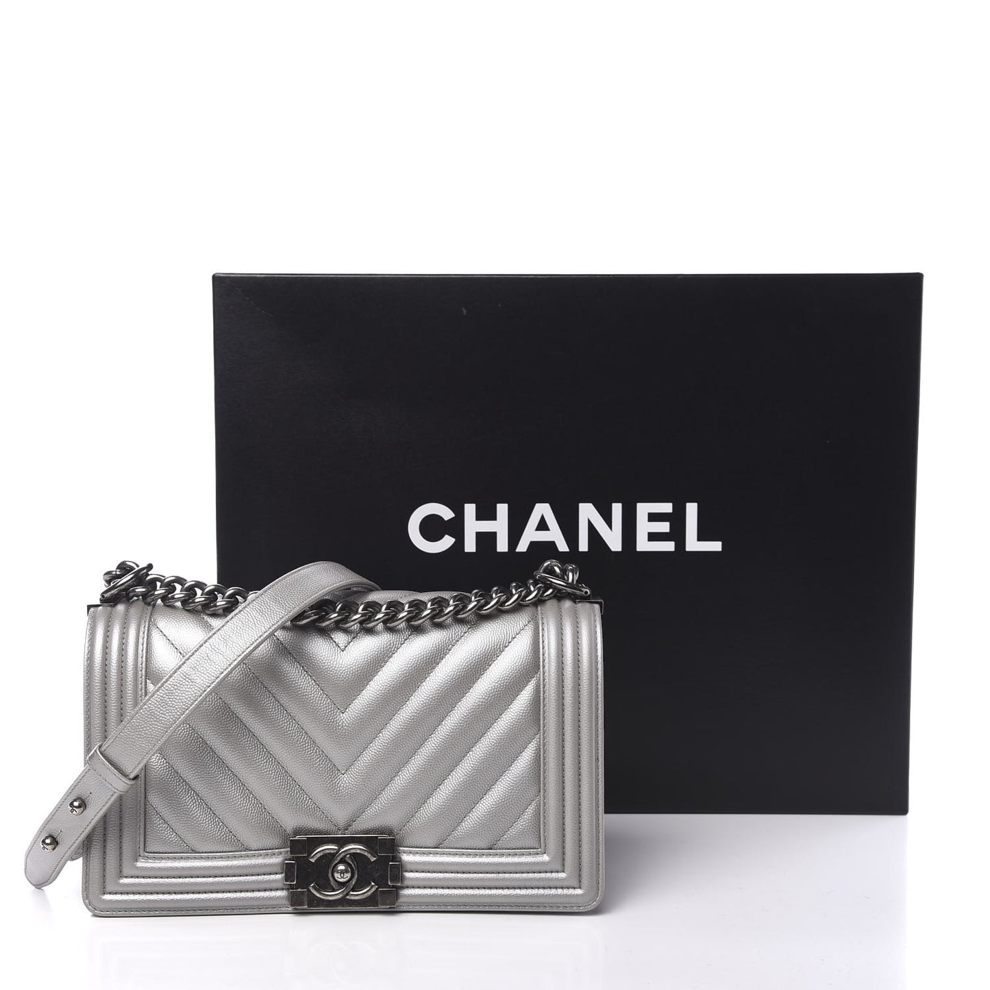 Metallic Caviar Chevron Quilted Medium Boy Flap Silver