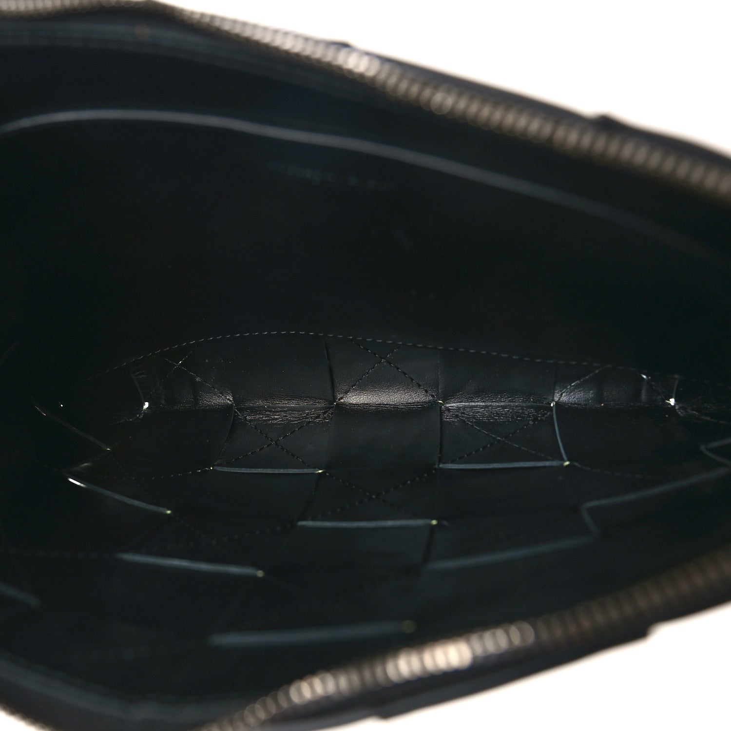 Bottega Veneta Metallic Crushed Calfskin Maxi Intrecciato Borsa Pouch Chlorophyll 5 of 8