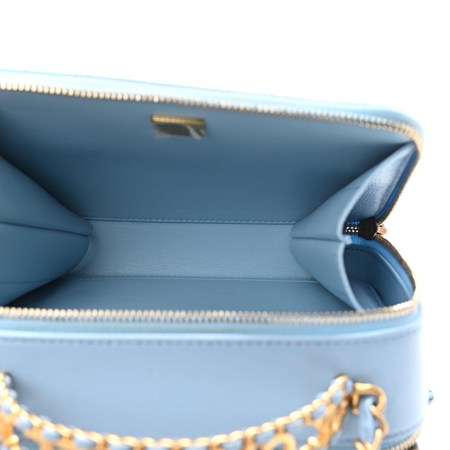Caviar Quilted Small Pick Me Up Vanity Case Light Blue