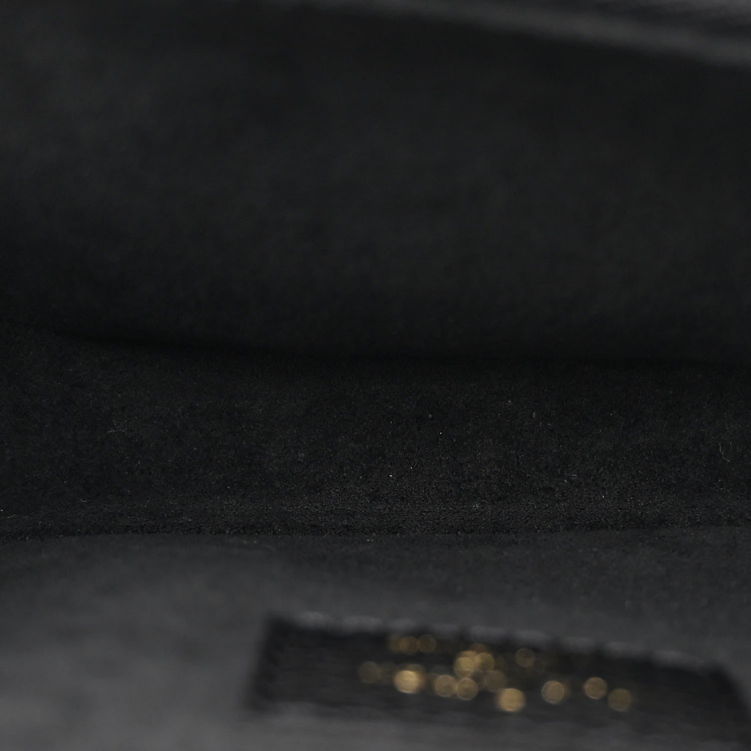 Louis Vuitton Empreinte Monogram Giant Pochette Metis East West Black Beige 6 of 10