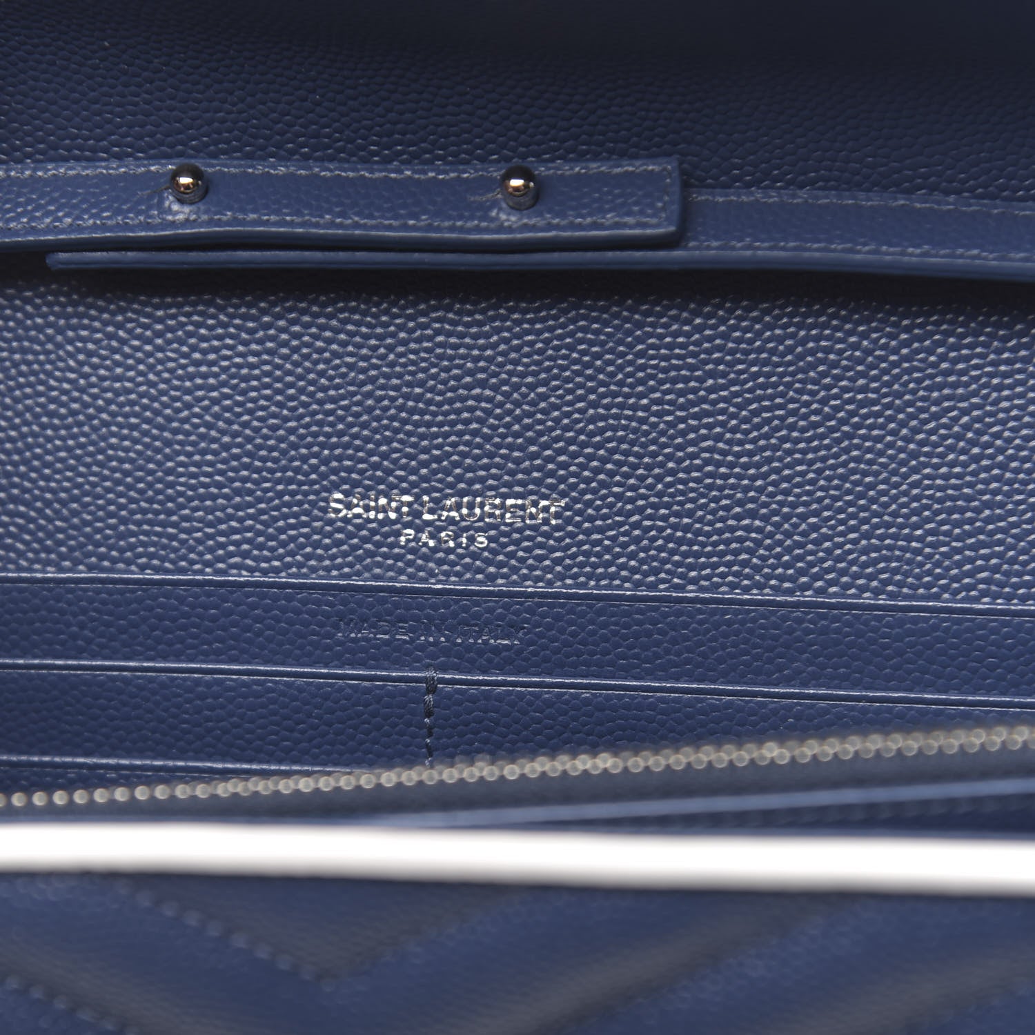 Saint Laurent Grain De Poudre Matelasse Monogram Chain Wallet Denim Bianco Ottico 6 of 14
