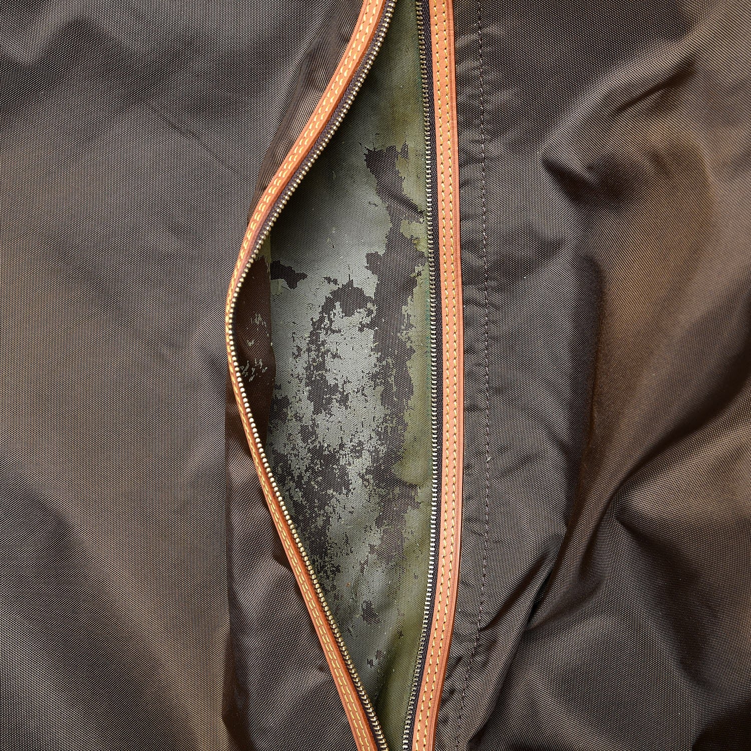 Louis Vuitton Monogram Garment Bag 12 of 18