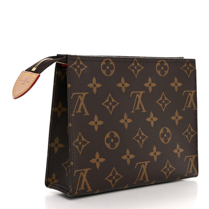Louis Vuitton Monogram Trio Toilet Pouch Set 6 of 19