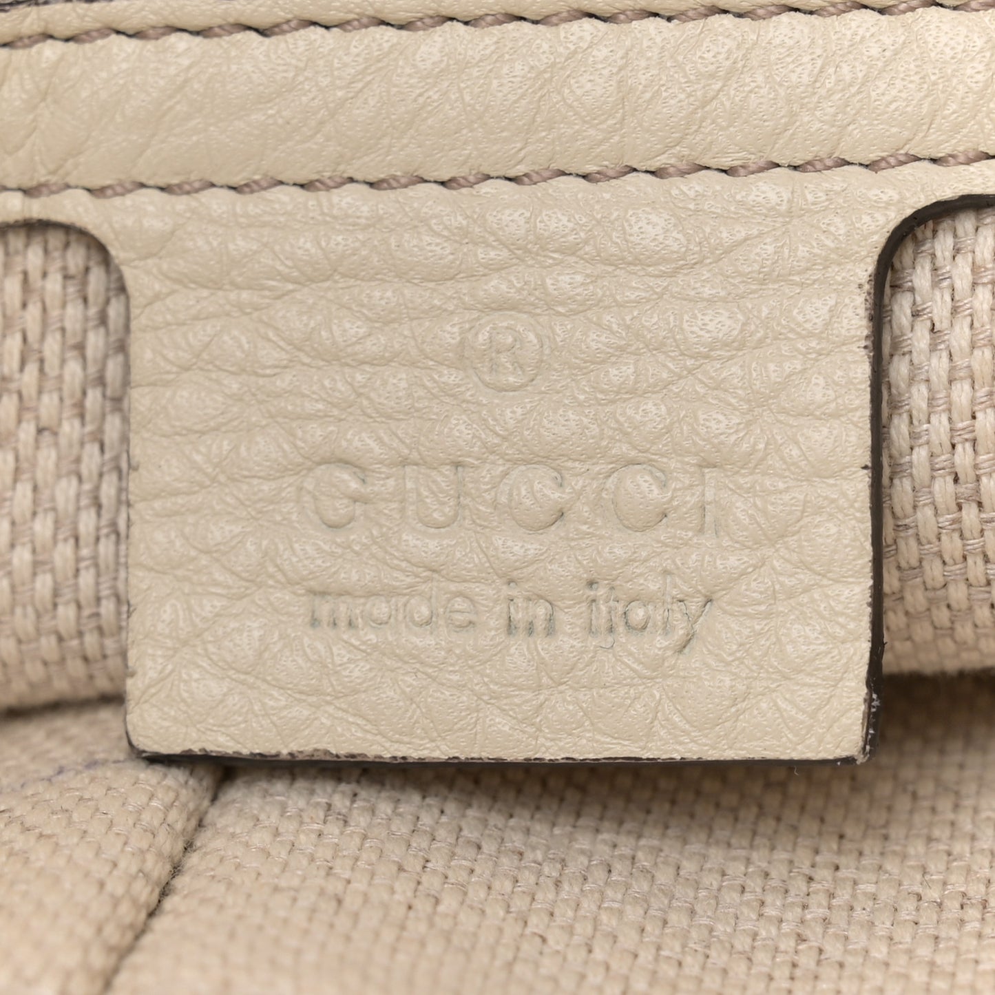 Pebbled Calfskin Medium Soho Chain Shoulder Bag Off White