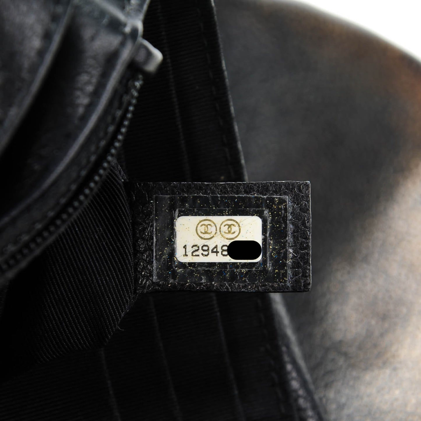 Caviar Half Moon Wallet On Chain WOC Black
