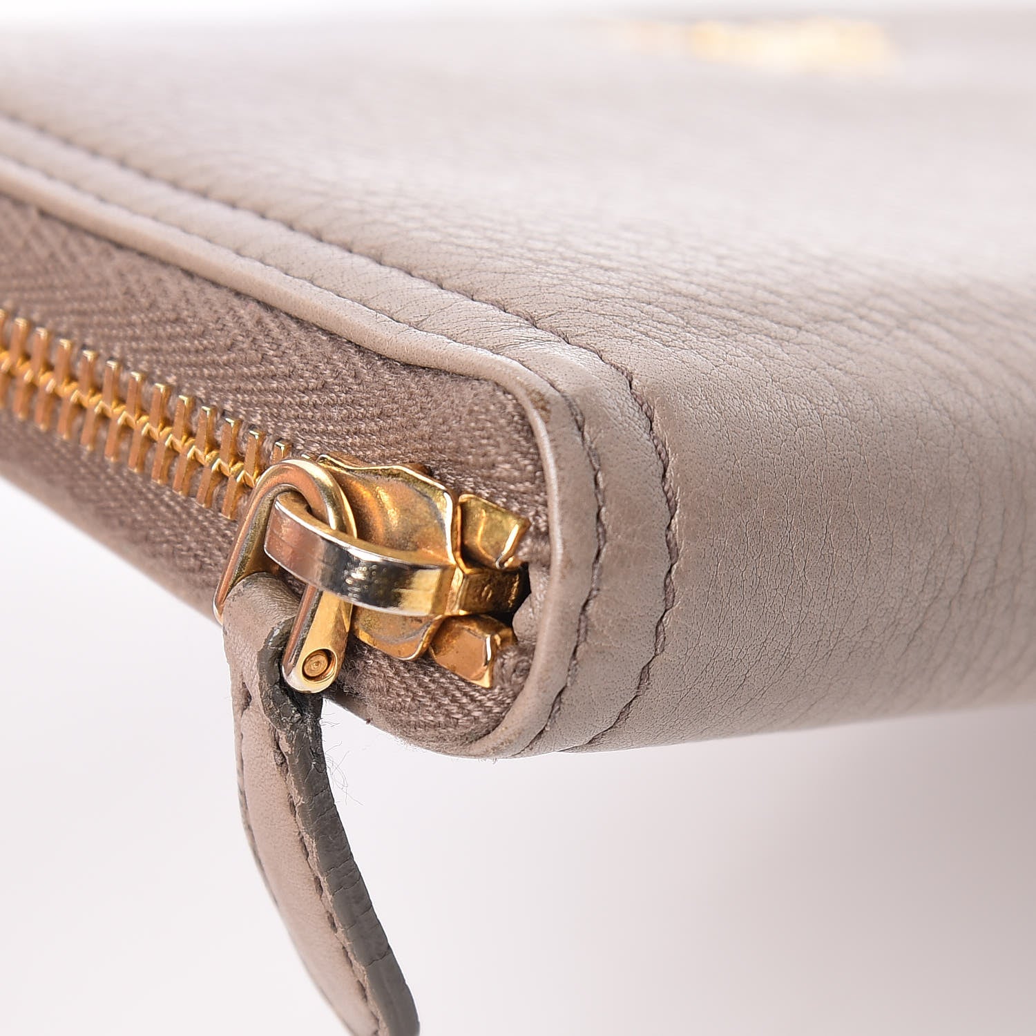 Prada Vitello Daino Zip Around Wallet Argilla 7 of 11
