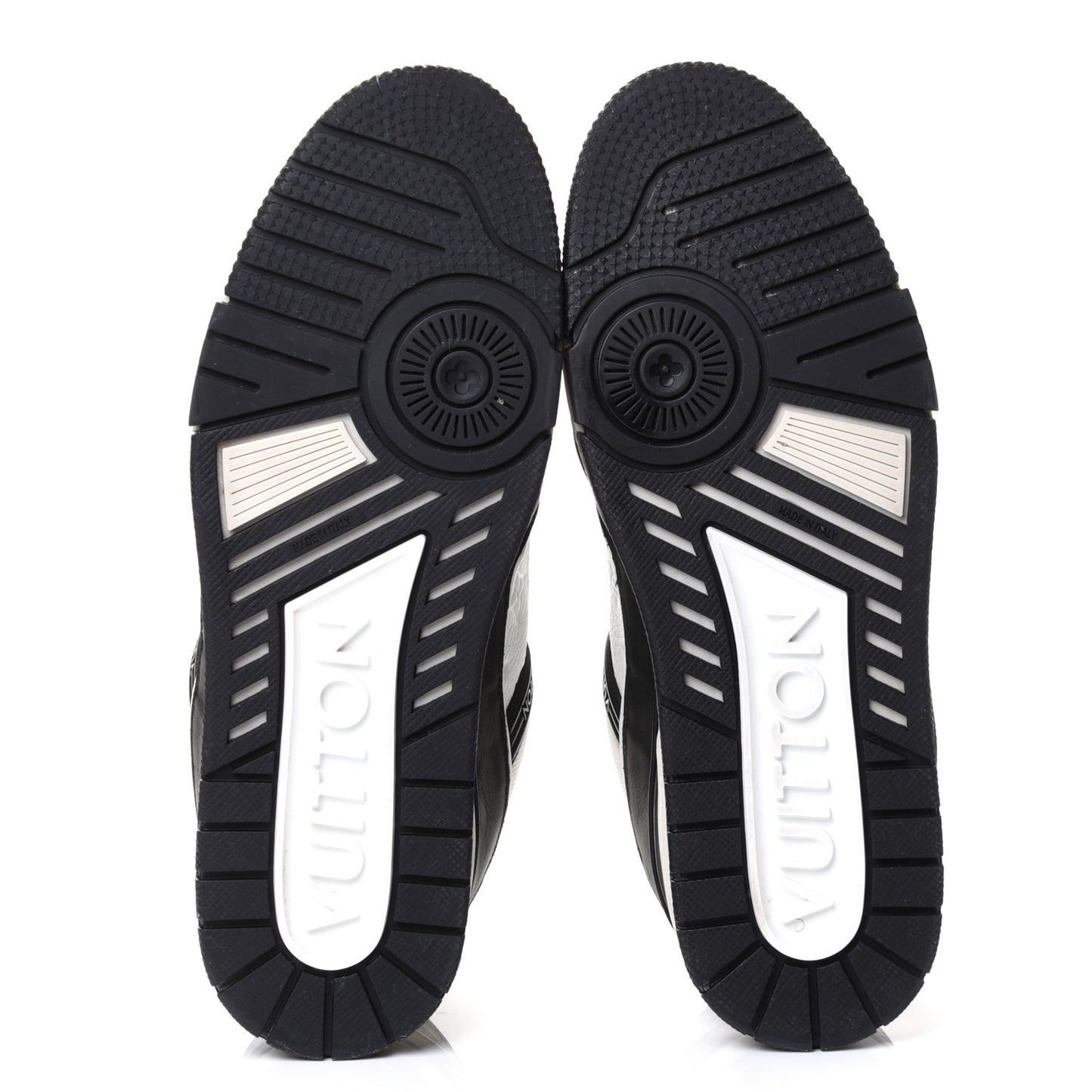 Calfskin Patent Mens LV Trainer Sneakers 9 White Black 8