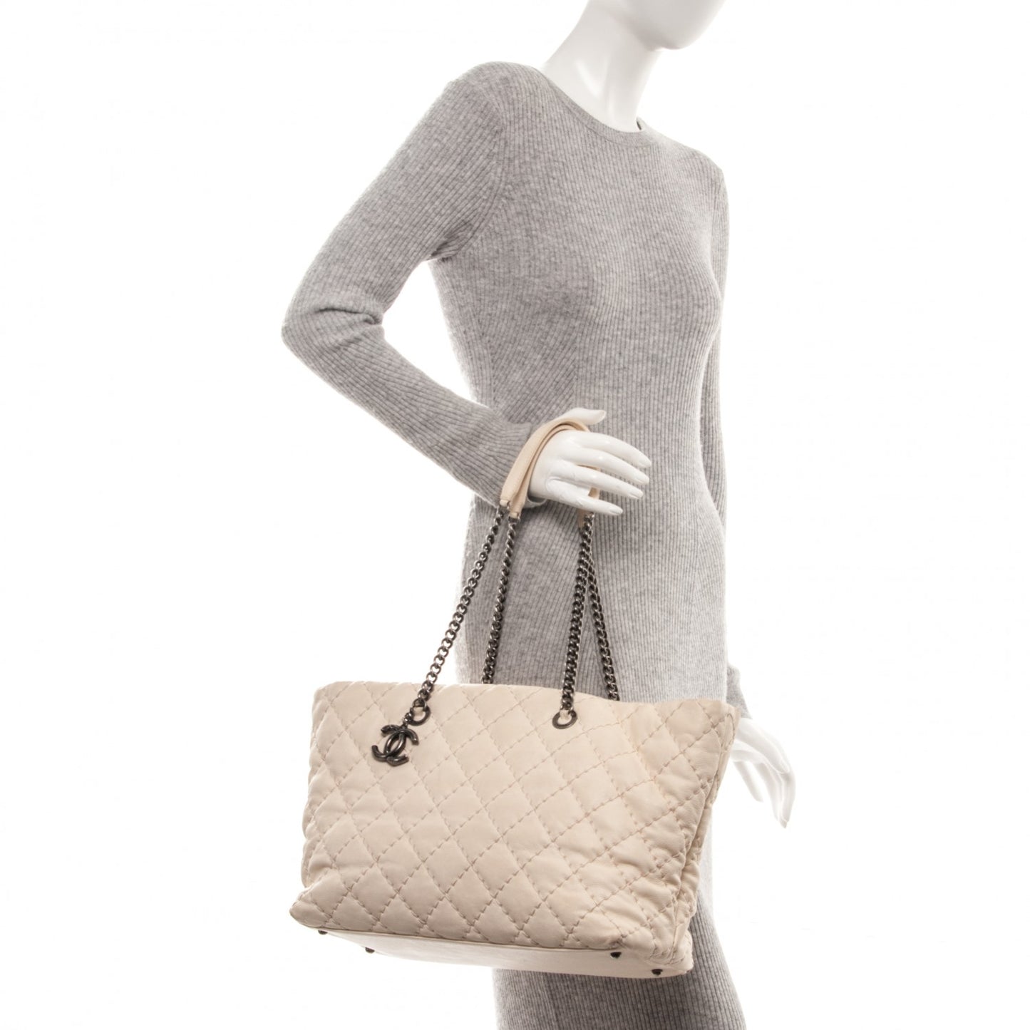 Calfskin Ultimate Stitch Shopping Tote White