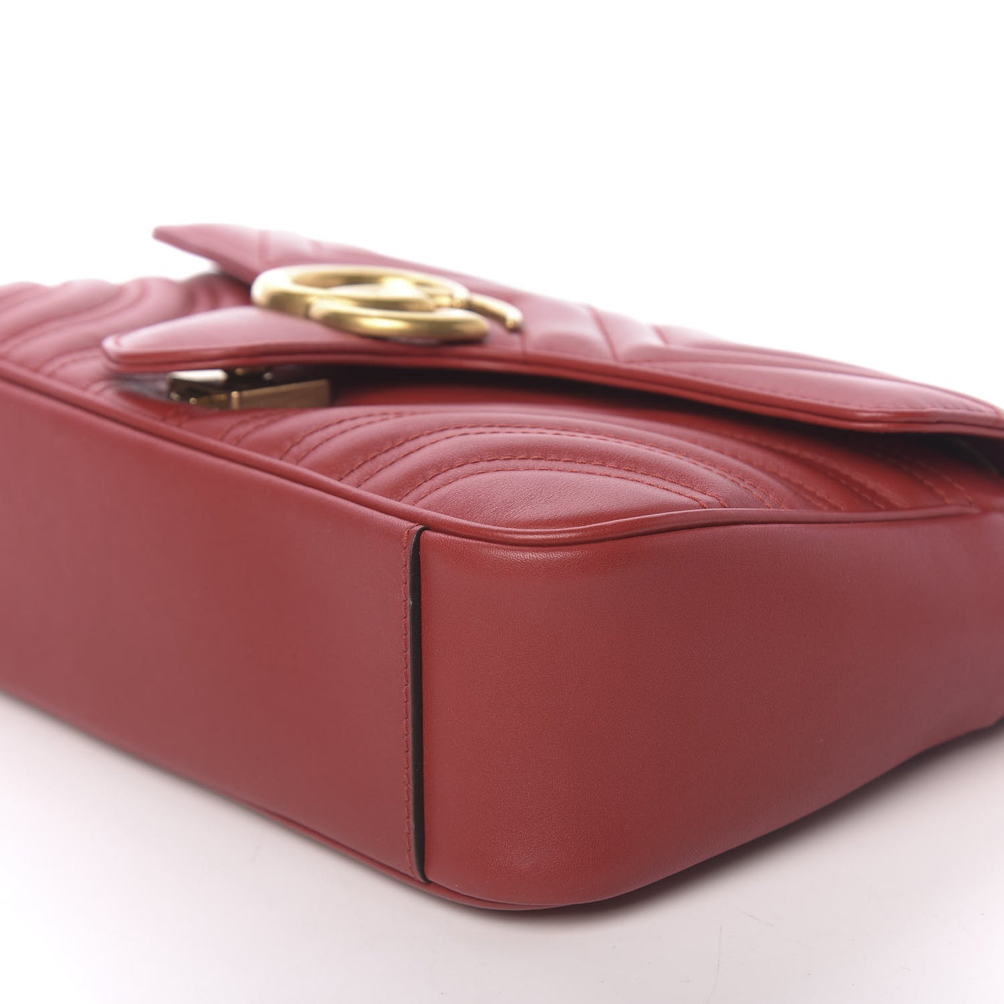Calfskin Matelasse Small GG Marmont Shoulder Bag Hibiscus Red