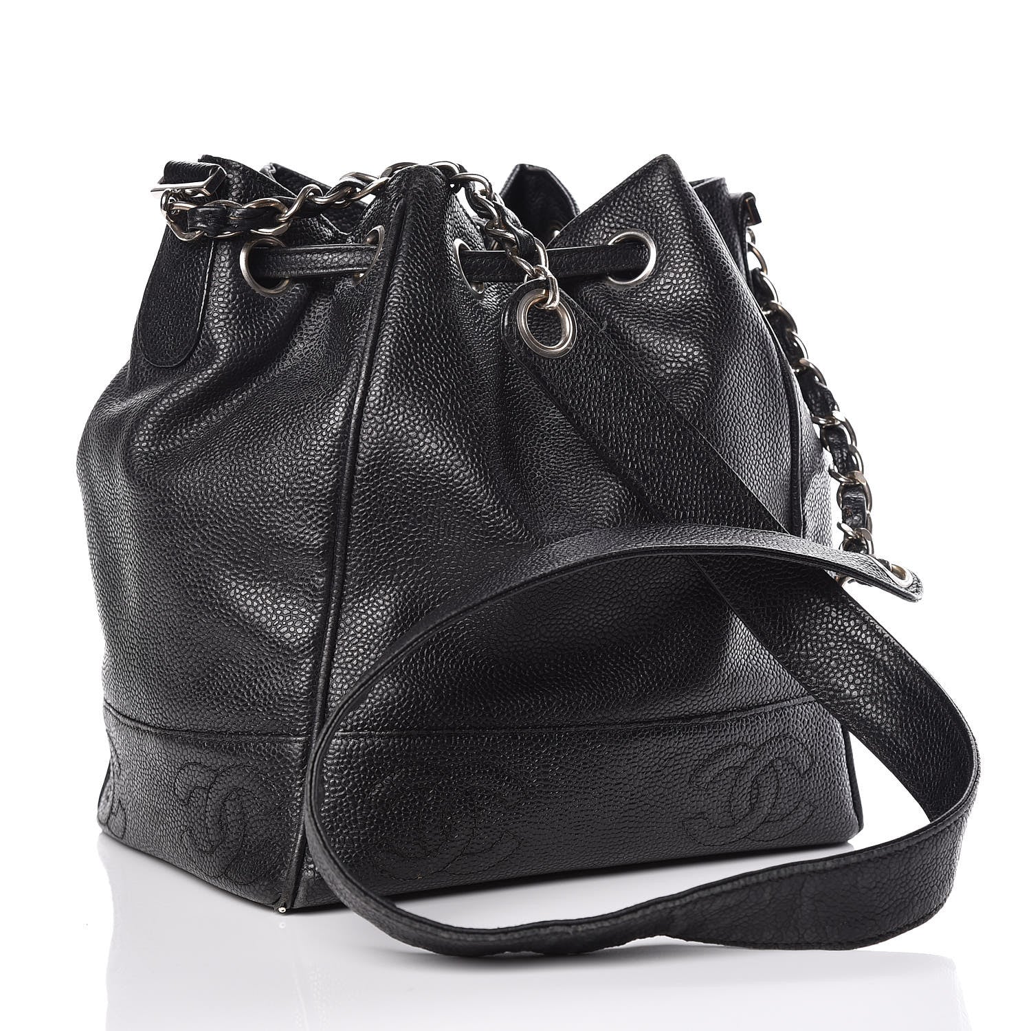 Chanel Caviar Drawstring Shoulder Bag Black 4 of 20