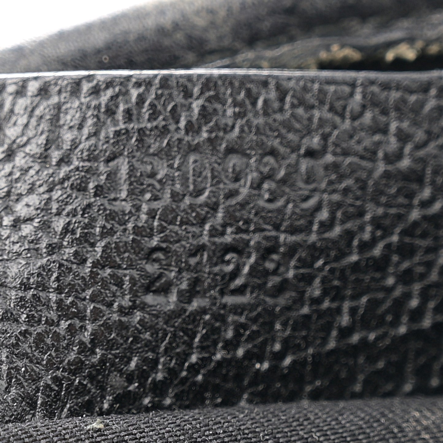 Monogram D Ring Abbey Pochette Black