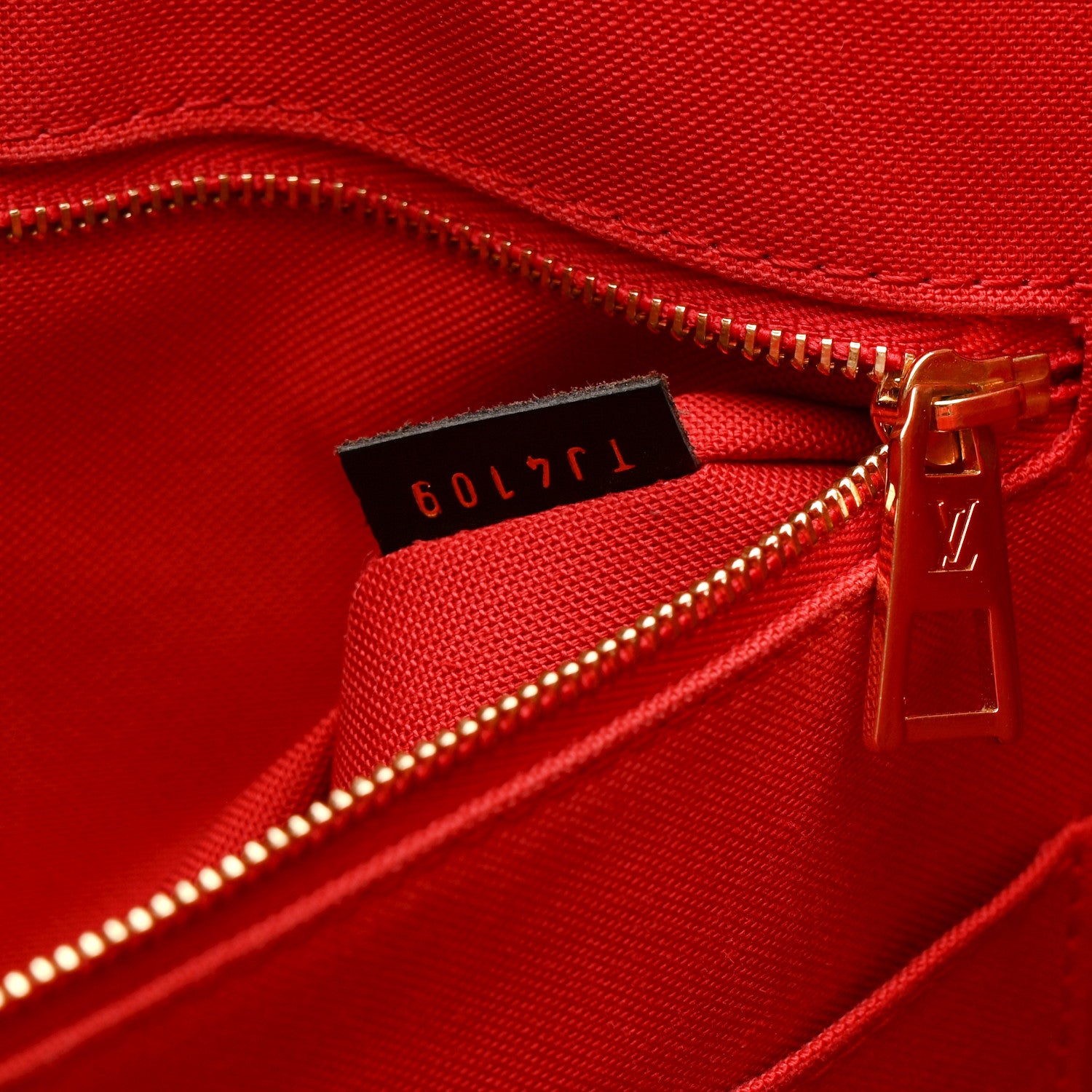 Louis Vuitton Reverse Monogram Giant Onthego GM 7 of 15
