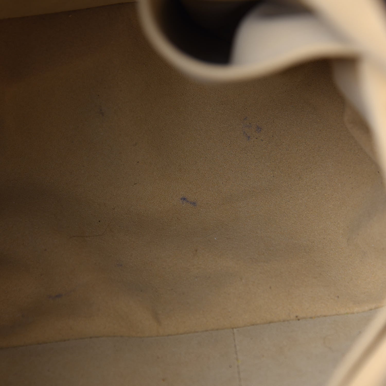 Louis Vuitton Monogram Artsy MM 7 of 14