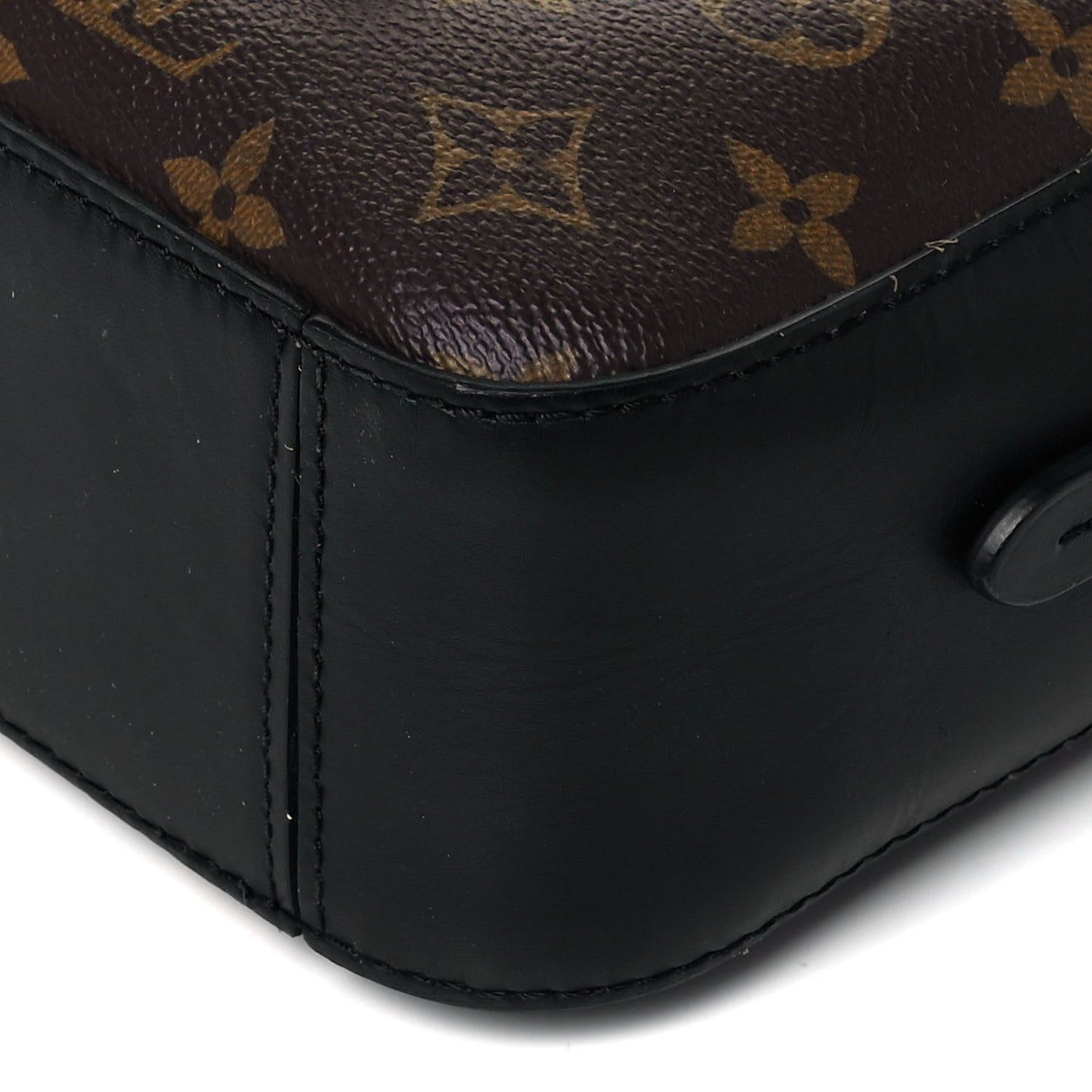 Monogram Saintonge Black