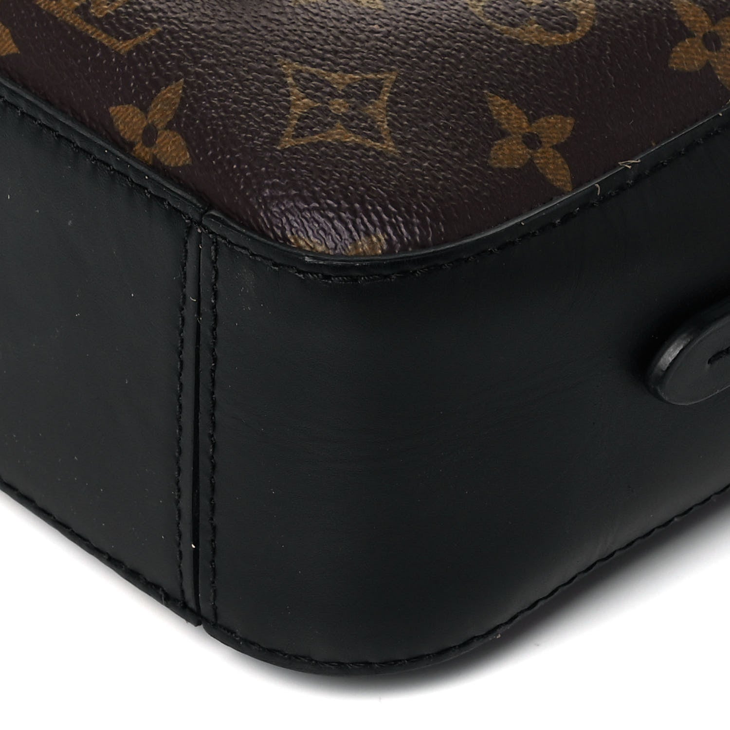 Louis Vuitton Monogram Saintonge Black 9 of 9