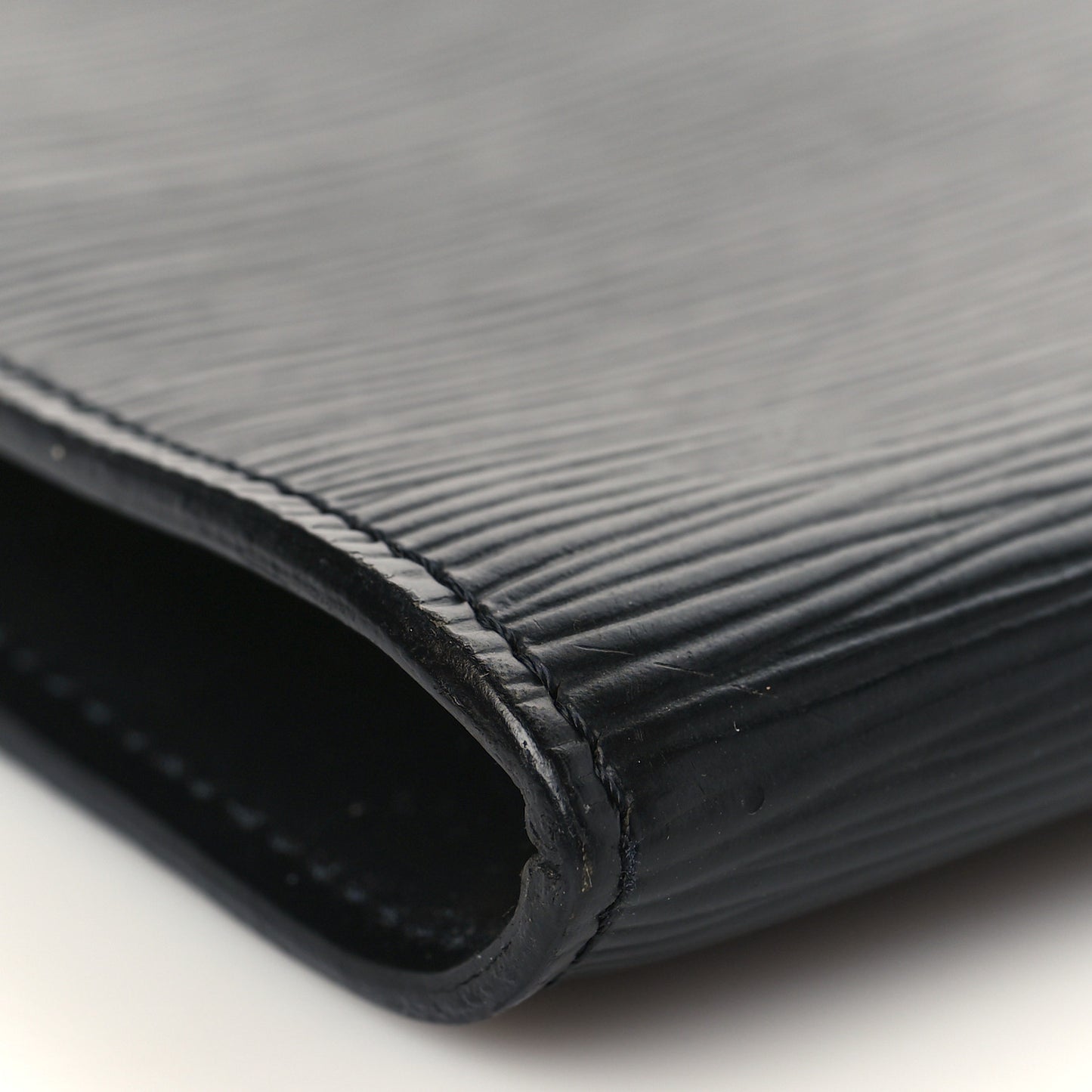 Epi Pochette Accessories 21 Black